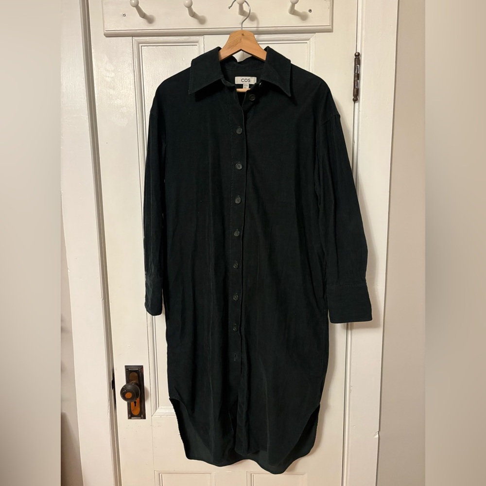 COS Corduroy Shirt Dress — Dark Forest Green, Oversized, Button-Up